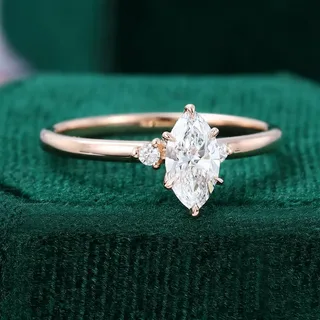 Lily Arkwright Platinum Engagement Rings: Styles, Settings & Buying Tips